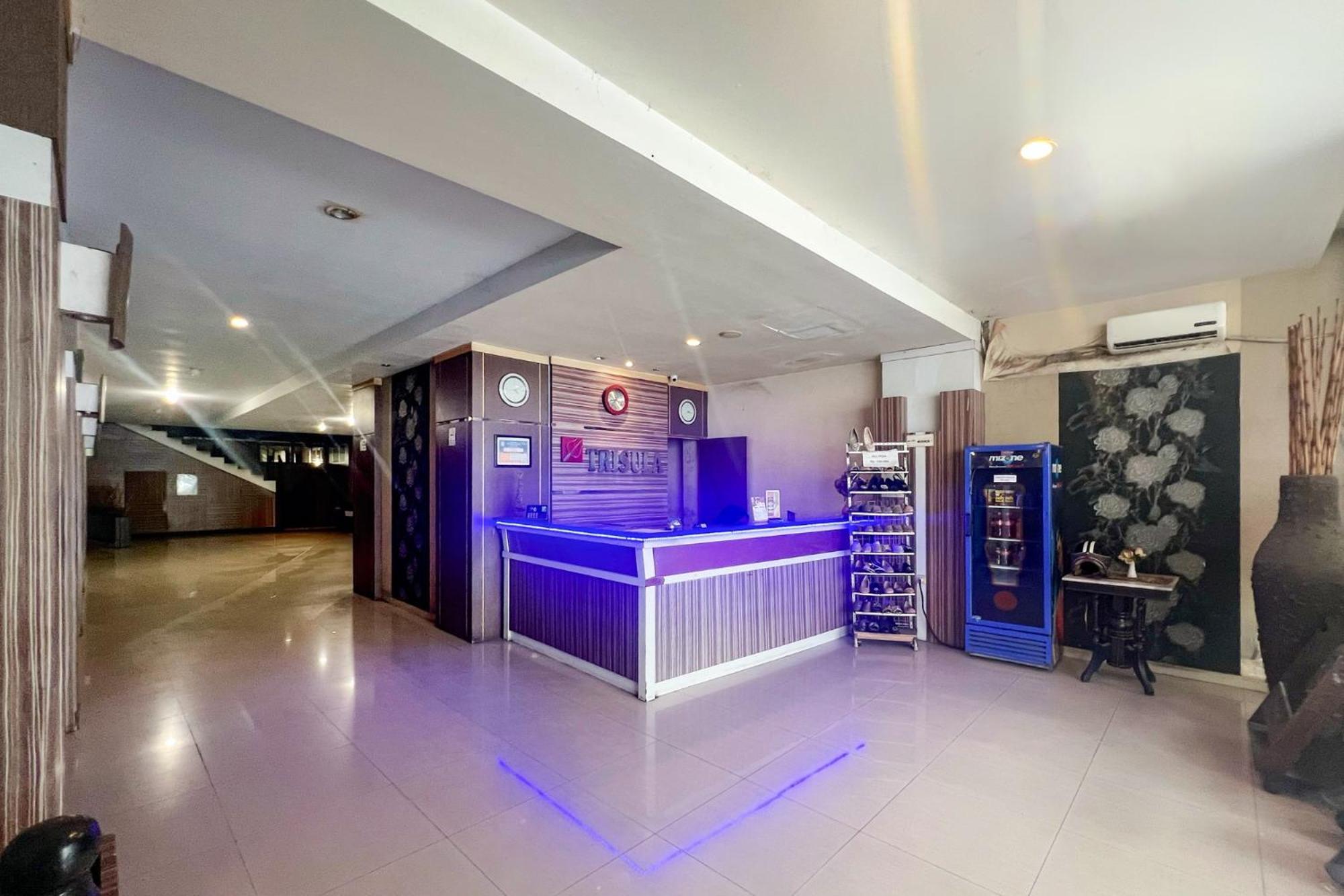 Urbanview Trisula Hotel נקסר מראה חיצוני תמונה