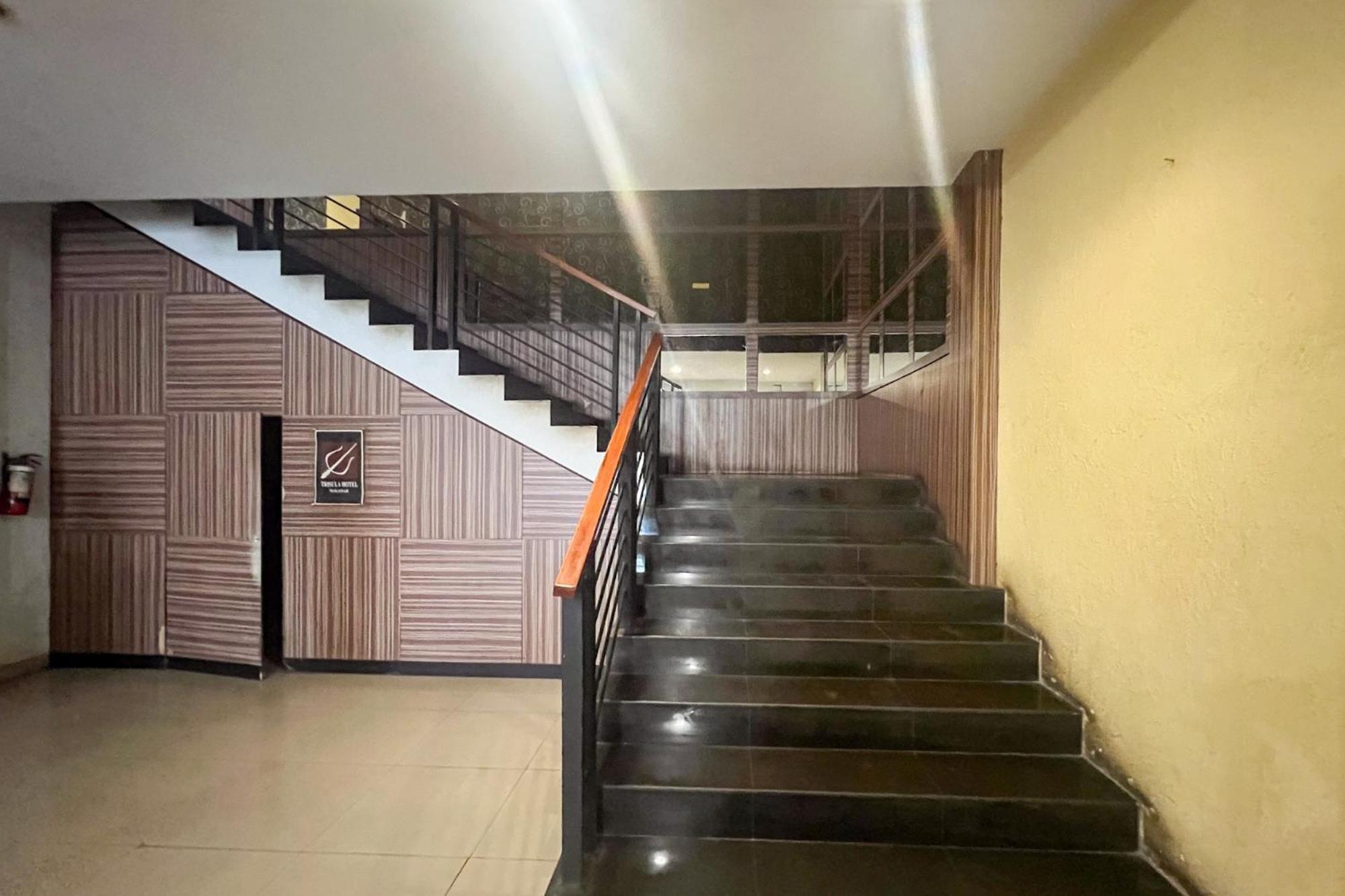 Urbanview Trisula Hotel נקסר מראה חיצוני תמונה