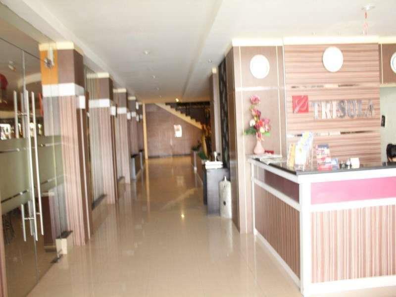 Urbanview Trisula Hotel נקסר מראה חיצוני תמונה